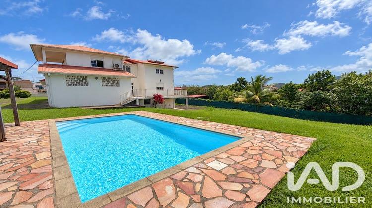 Ma-Cabane - Location Maison Le Robert, 176 m²