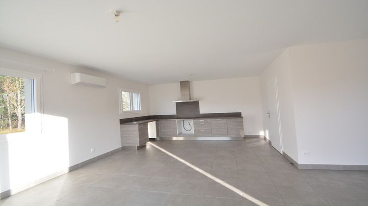 Ma-Cabane - Location Maison Le Temple, 82 m²