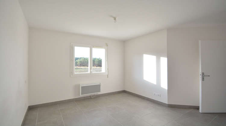 Ma-Cabane - Location Maison Le Temple, 82 m²