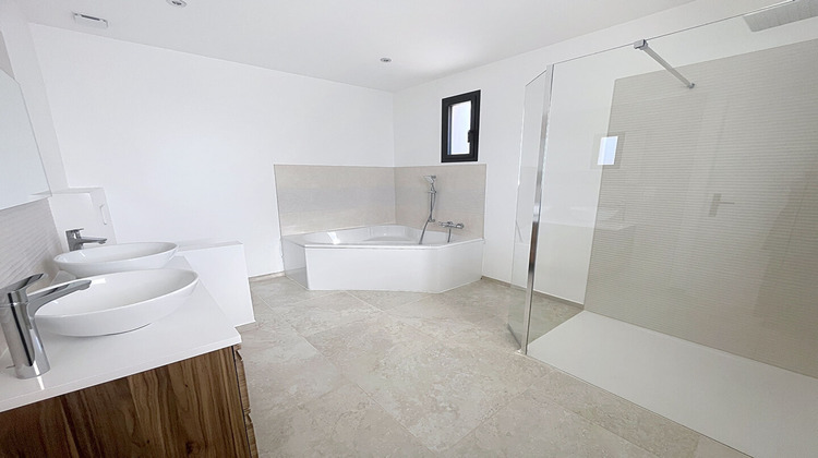 Ma-Cabane - Location Maison LE THOLONET, 244 m²