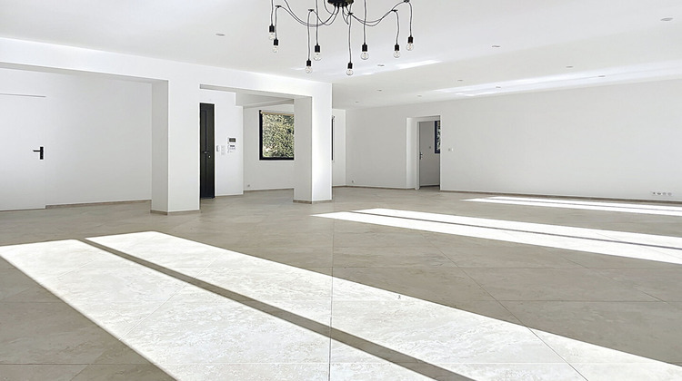 Ma-Cabane - Location Maison LE THOLONET, 244 m²