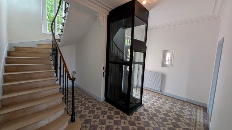 Ma-Cabane - Location Maison Le Thor, 204 m²
