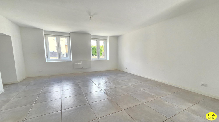 Ma-Cabane - Location Maison Lécluse, 103 m²