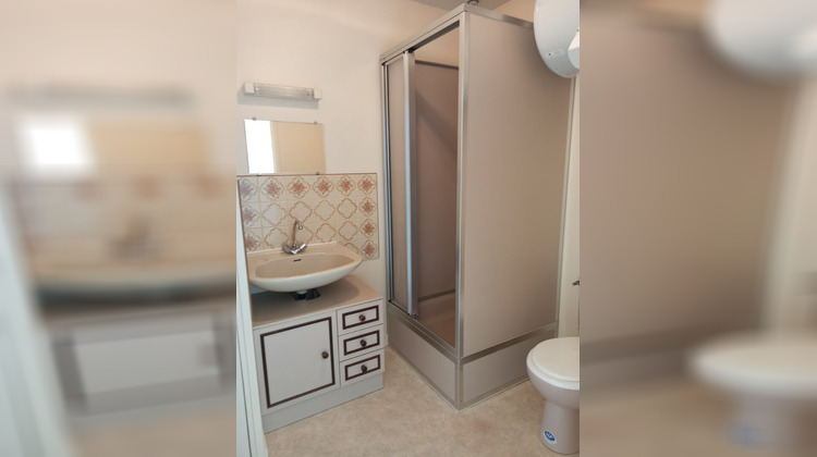 Ma-Cabane - Location Maison LENCLOITRE, 31 m²