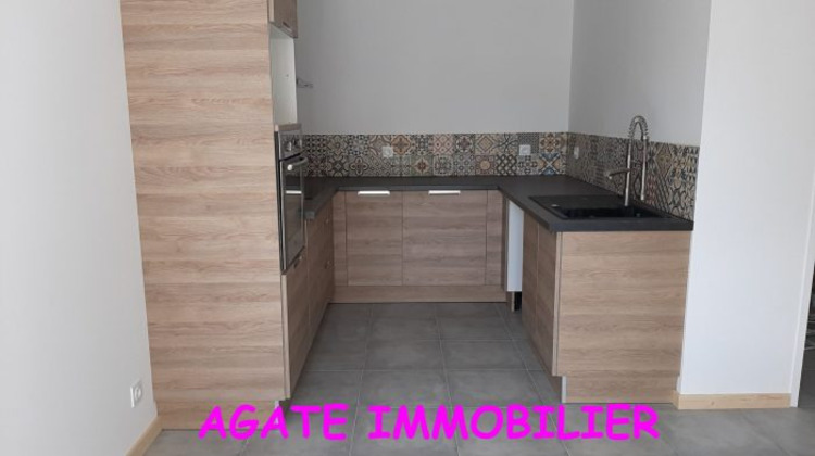 Ma-Cabane - Location Maison LEOGEATS, 72 m²