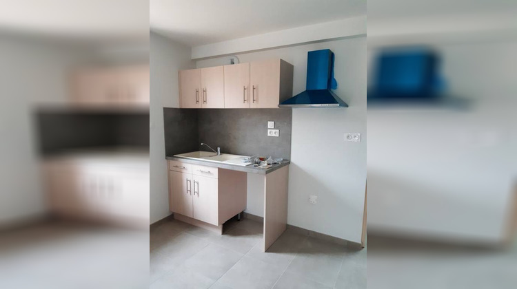 Ma-Cabane - Location Maison Les Éparres, 52 m²