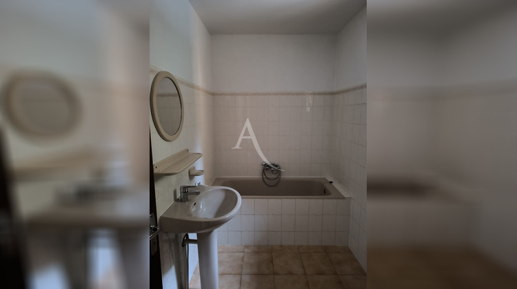 Ma-Cabane - Location Maison LES AIRES, 61 m²