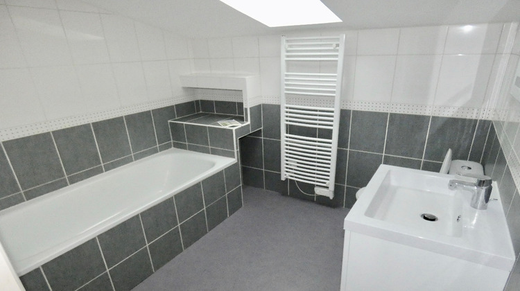 Ma-Cabane - Location Maison LES MARTRES-DE-VEYRE, 74 m²