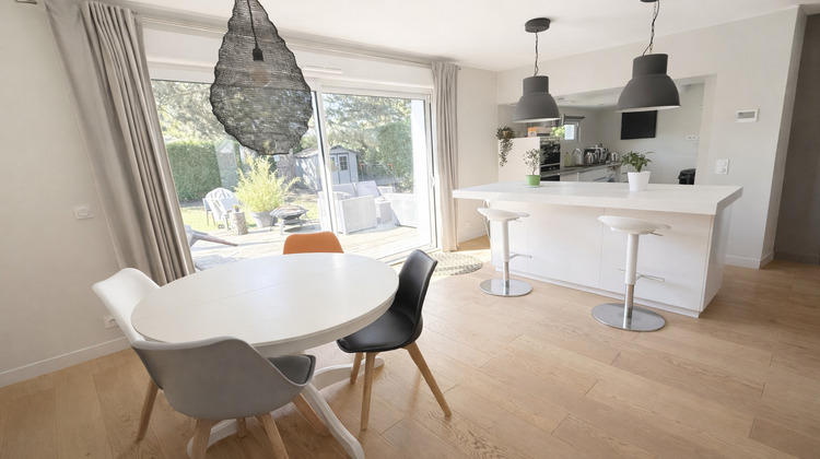 Ma-Cabane - Location Maison LESIGNY, 121 m²