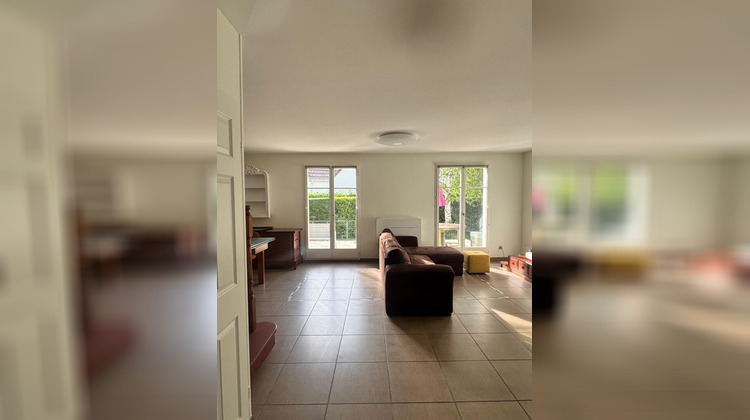 Ma-Cabane - Location Maison LESIGNY, 145 m²