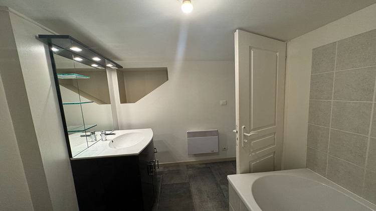Ma-Cabane - Location Maison LEVIGNAC, 32 m²