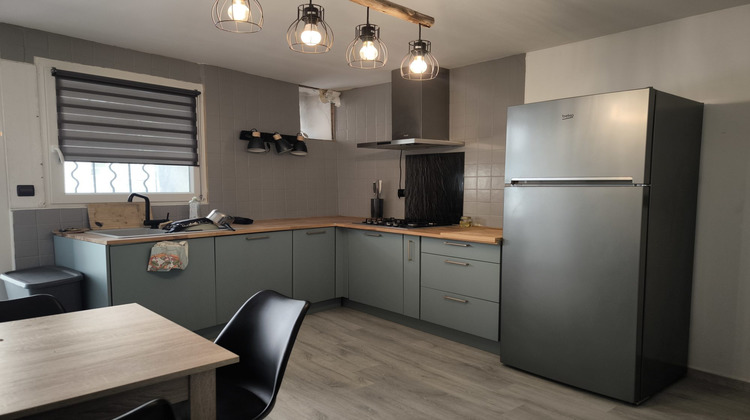 Ma-Cabane - Location Maison Lézan, 80 m²