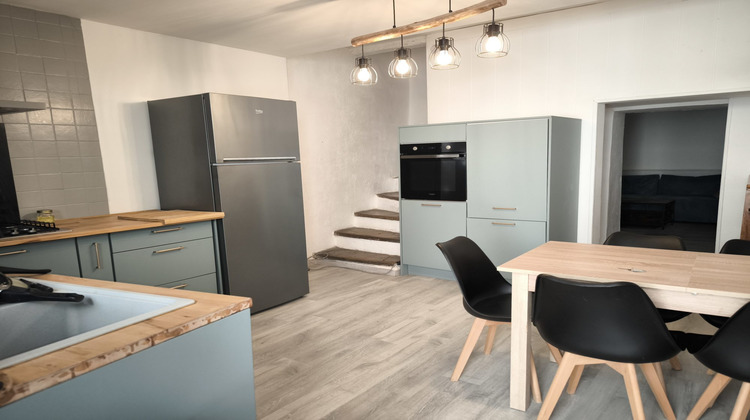 Ma-Cabane - Location Maison Lézan, 80 m²