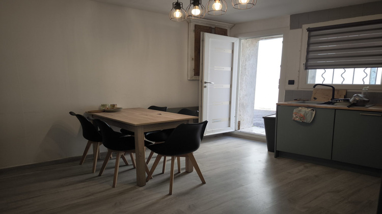 Ma-Cabane - Location Maison Lézan, 80 m²