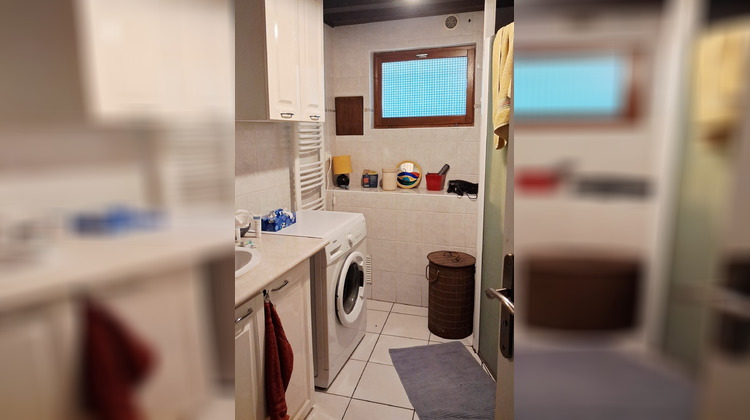 Ma-Cabane - Location Maison Lézigneux, 91 m²