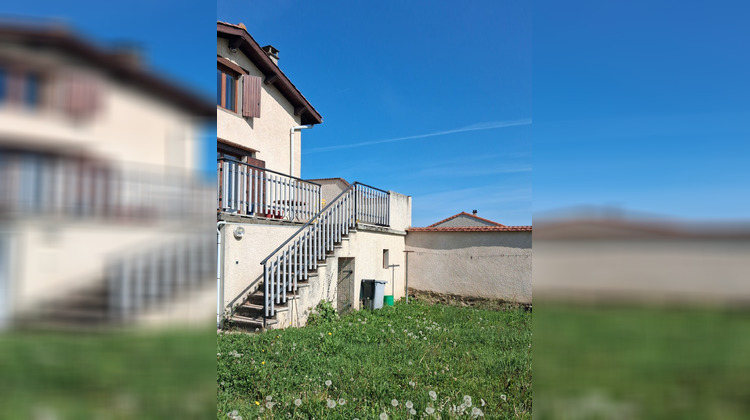 Ma-Cabane - Location Maison Lézigneux, 91 m²