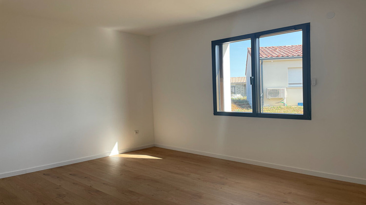 Ma-Cabane - Location Maison LIGUGE, 94 m²