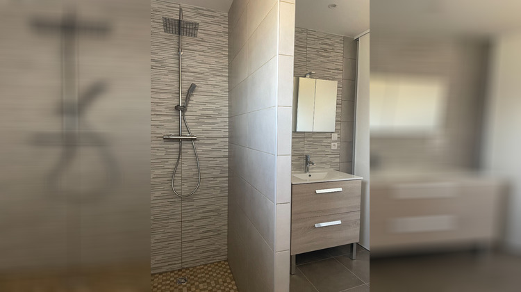 Ma-Cabane - Location Maison LIGUGE, 94 m²