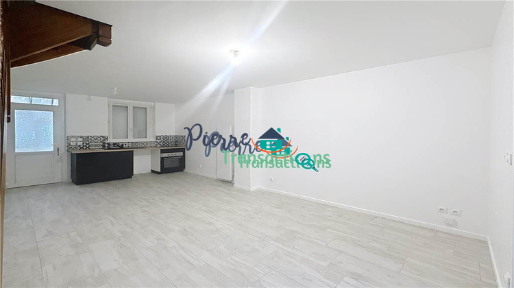 Ma-Cabane - Location Maison LILLEBONNE, 61 m²