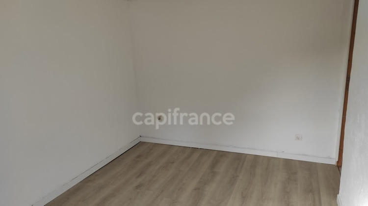 Ma-Cabane - Location Maison LILLERS, 39 m²