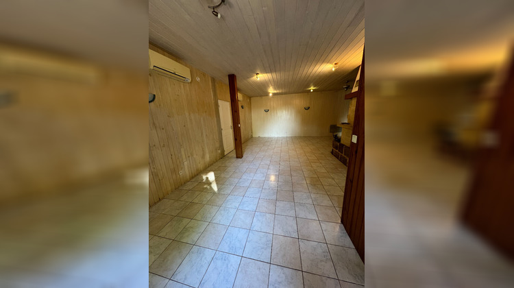 Ma-Cabane - Location Maison LISSAC-SUR-COUZE, 133 m²