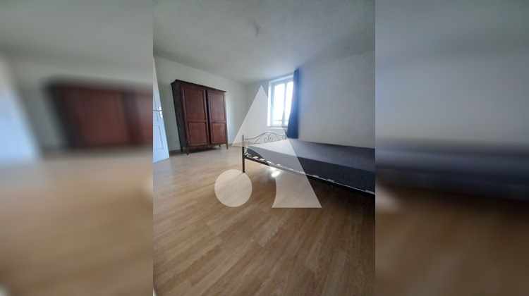 Ma-Cabane - Location Maison LOURCHES, 35 m²