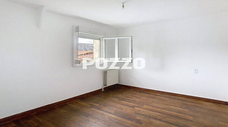 Ma-Cabane - Location Maison LOUVIGNE-DU-DESERT, 65 m²