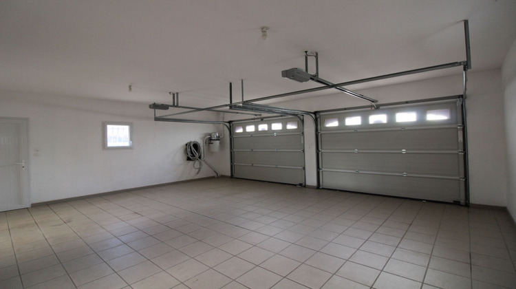 Ma-Cabane - Location Maison LUX, 215 m²