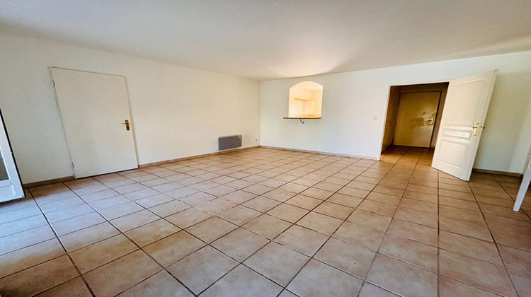 Ma-Cabane - Location Maison MALLEMORT, 83 m²