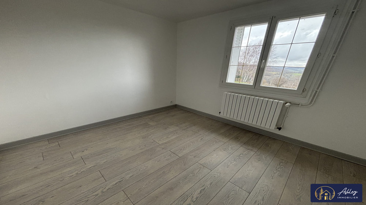 Ma-Cabane - Location Maison Marcenat, 132 m²