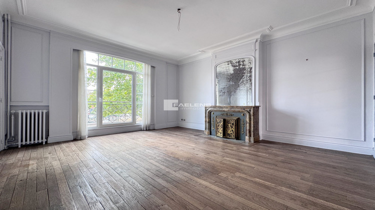 Ma-Cabane - Location Maison Marcq-en-Baroeul, 226 m²