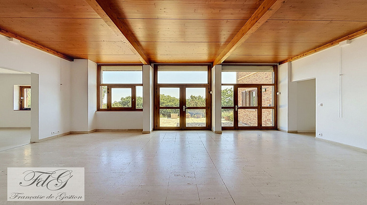 Ma-Cabane - Location Maison MAREIL-MARLY, 261 m²