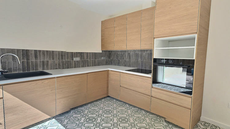 Ma-Cabane - Location Maison MARSEILLE 12, 150 m²