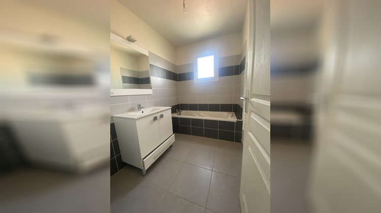 Ma-Cabane - Location Maison MARSEILLE, 92 m²