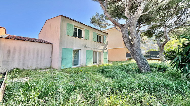 Ma-Cabane - Location Maison MARSEILLE 9, 80 m²