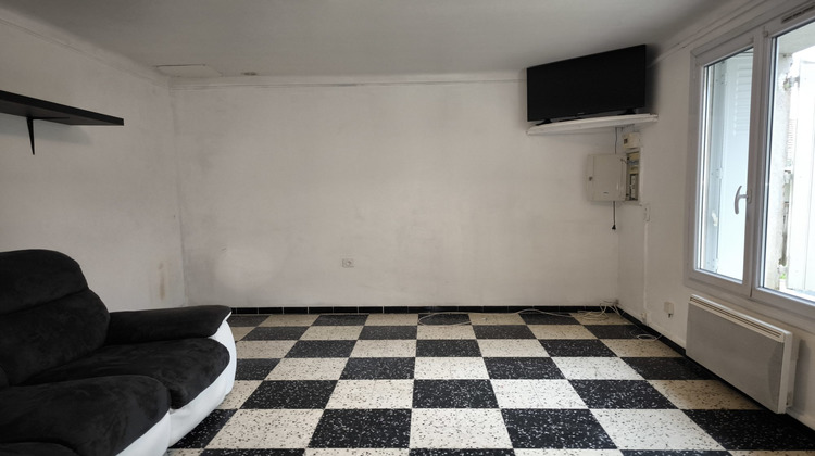 Ma-Cabane - Location Maison Maruéjols-lès-Gardon, 61 m²