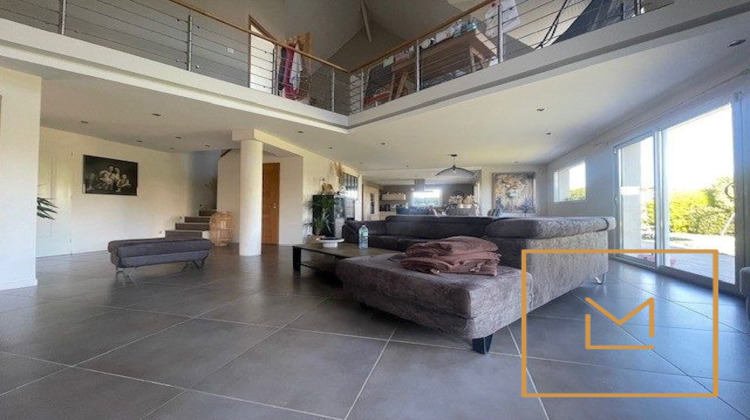 Ma-Cabane - Location Maison Mathieu, 190 m²