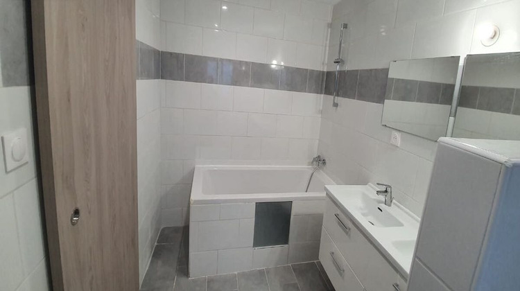 Ma-Cabane - Location Maison Maulan, 74 m²