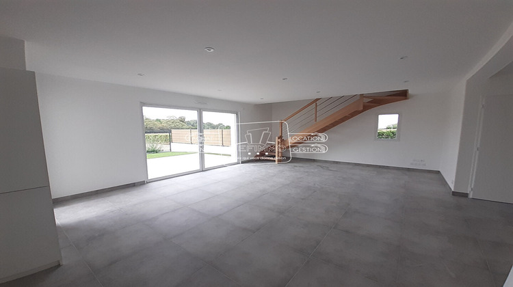 Ma-Cabane - Location Maison MAUVES-SUR-LOIRE, 102 m²