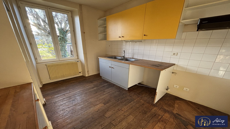 Ma-Cabane - Location Maison Menet, 94 m²