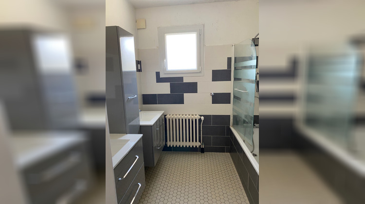 Ma-Cabane - Location Maison MESLAY-DU-MAINE, 104 m²