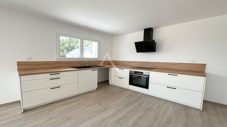Ma-Cabane - Location Maison MESLAY-DU-MAINE, 93 m²