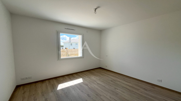 Ma-Cabane - Location Maison MESLAY-DU-MAINE, 93 m²