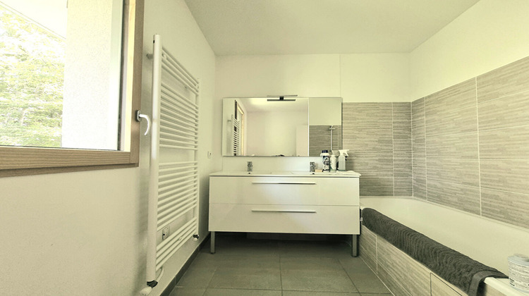 Ma-Cabane - Location Maison MESSERY, 89 m²