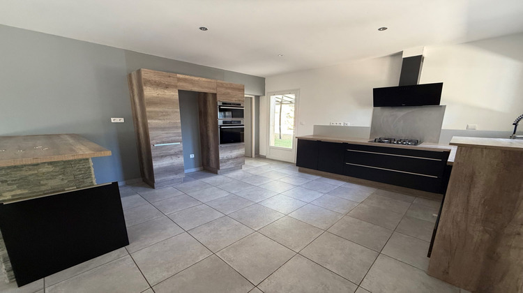 Ma-Cabane - Location Maison Meyreuil, 143 m²