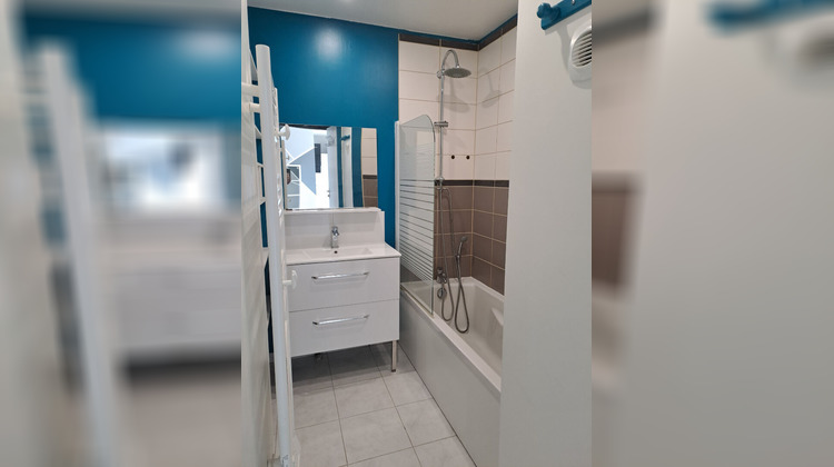 Ma-Cabane - Location Maison MEZIERES-SUR-COUESNON, 70 m²