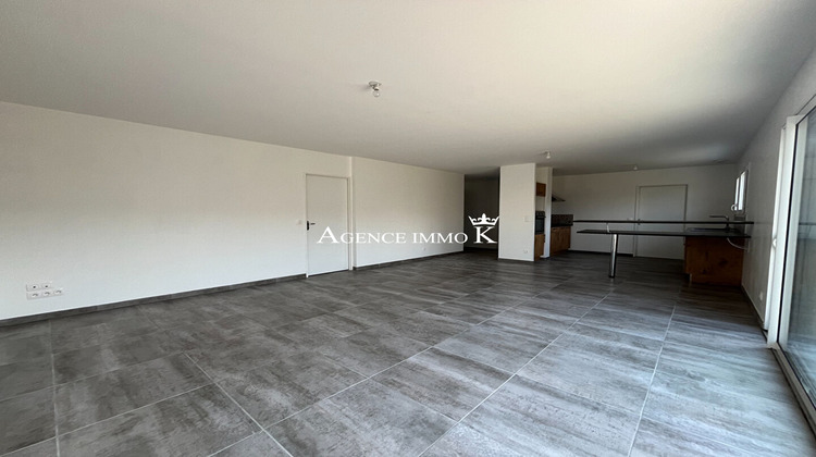 Ma-Cabane - Location Maison MIGNALOUX-BEAUVOIR, 103 m²