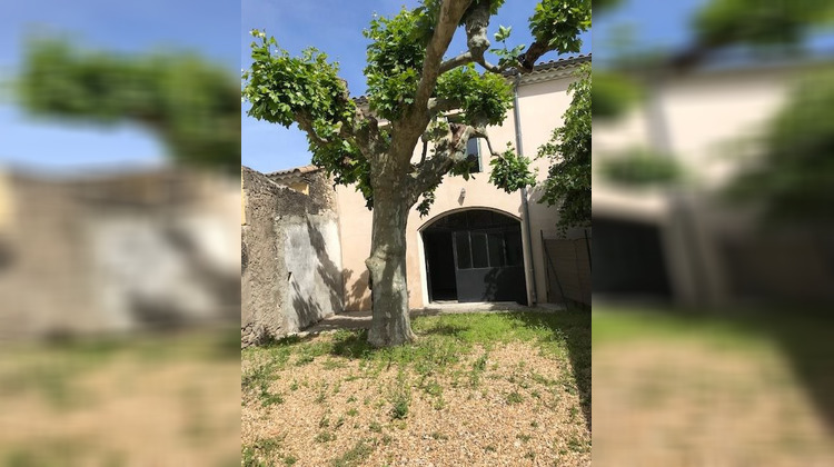 Ma-Cabane - Location Maison MILHAUD, 50 m²