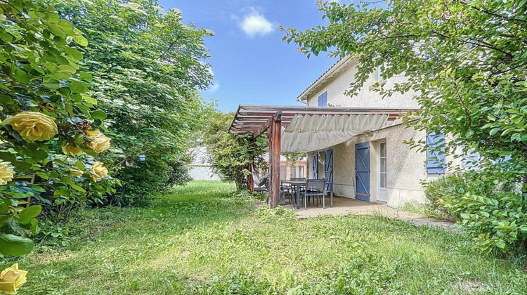 Ma-Cabane - Location Maison MIONS, 145 m²