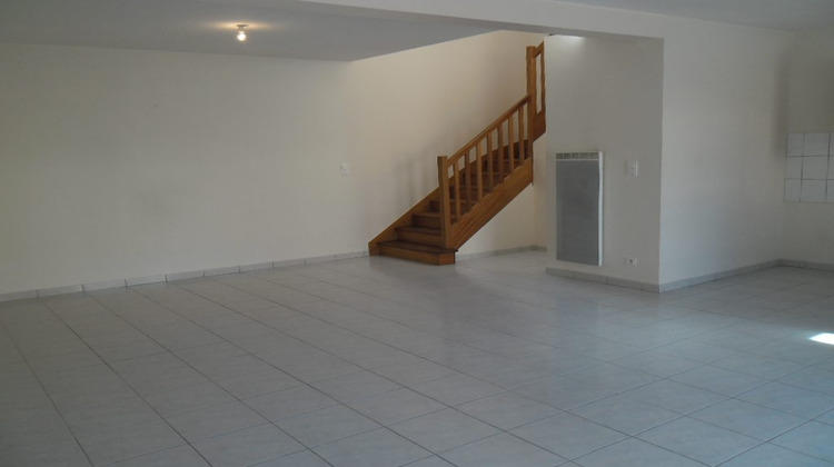 Ma-Cabane - Location Maison Montauban-de-Bretagne, 67 m²